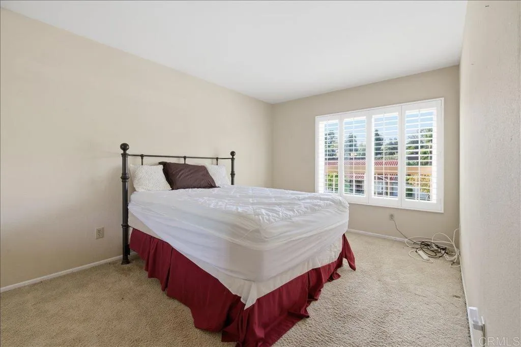 https://cdn.realtyfeed.com/cdn/127/306718965/40bc6ab60070e6d31aa03cebb822a458.webp