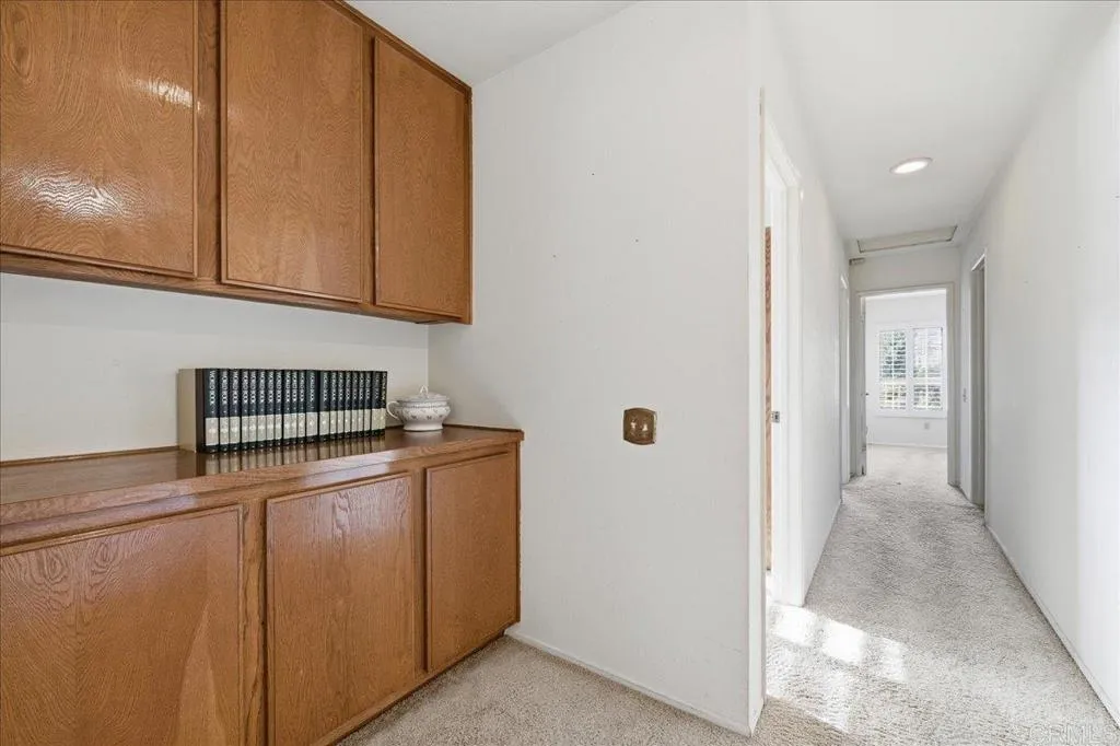 https://cdn.realtyfeed.com/cdn/127/306718965/cd49a73b3eaaf59d1932255d1d348182.webp