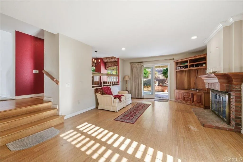 https://cdn.realtyfeed.com/cdn/127/306718965/dfd5da67b87ba9e198e547fec2f47c57.webp