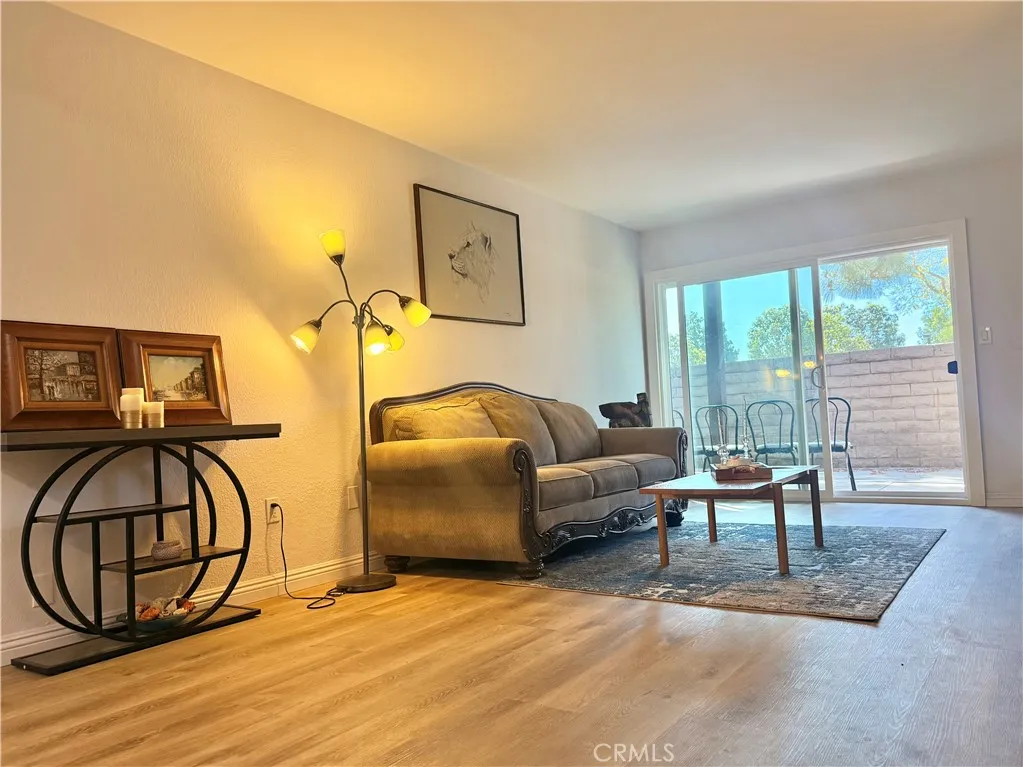 Santa Ana, CA 92707