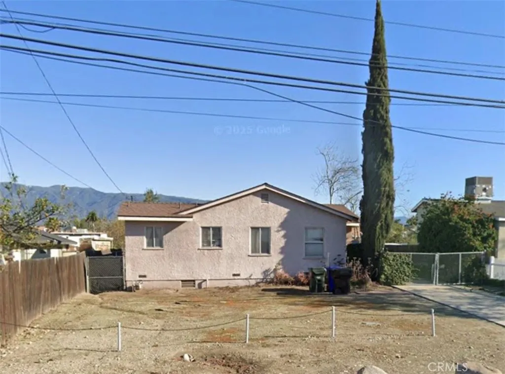 Fontana, CA 92335
