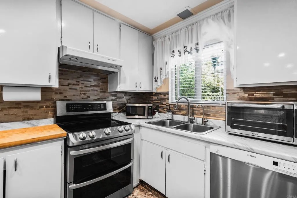 Photo #8: PTP2603718 Listing: Photo #8