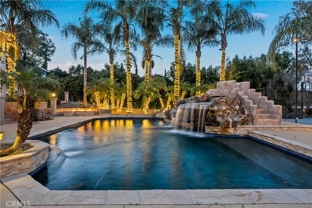 Chatsworth, CA 91311