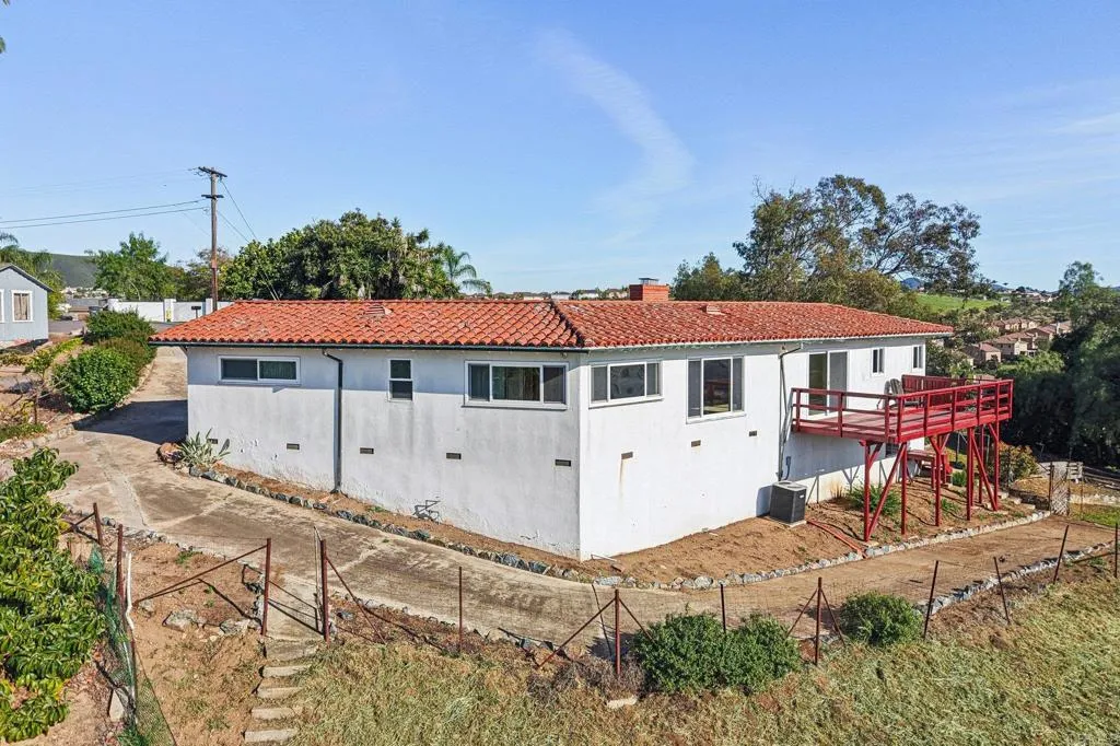 https://cdn.realtyfeed.com/cdn/127/306719047/2056b44882e5d3e858bb1ece6c395686.webp