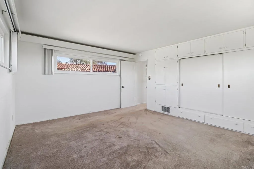 https://cdn.realtyfeed.com/cdn/127/306719047/4e5818f3c76db57866f84764069f8f39.webp