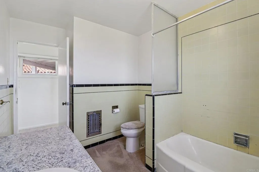 https://cdn.realtyfeed.com/cdn/127/306719047/7991ad83ce9fe2ec64f86dd9eabb68ba.webp