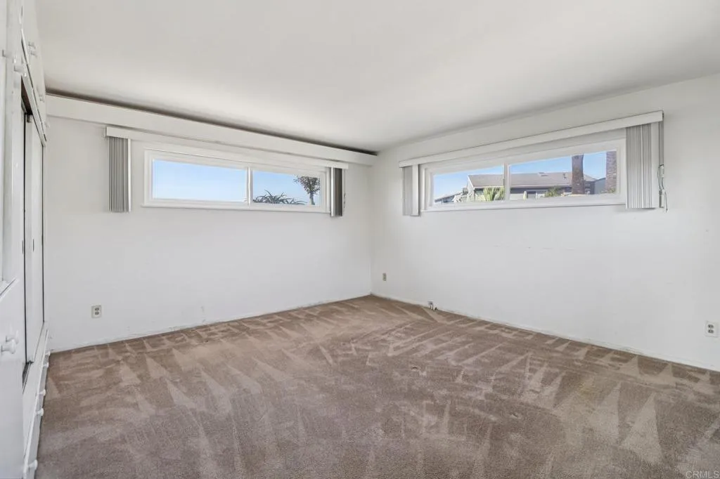 https://cdn.realtyfeed.com/cdn/127/306719047/9c6be8a10351eb620360fbcb990d5124.webp