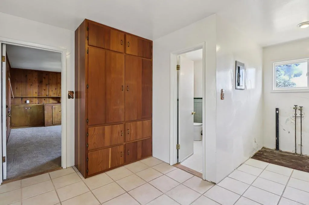 https://cdn.realtyfeed.com/cdn/127/306719047/c1a78cc7e425d3fb1703a71c7aa2804e.webp