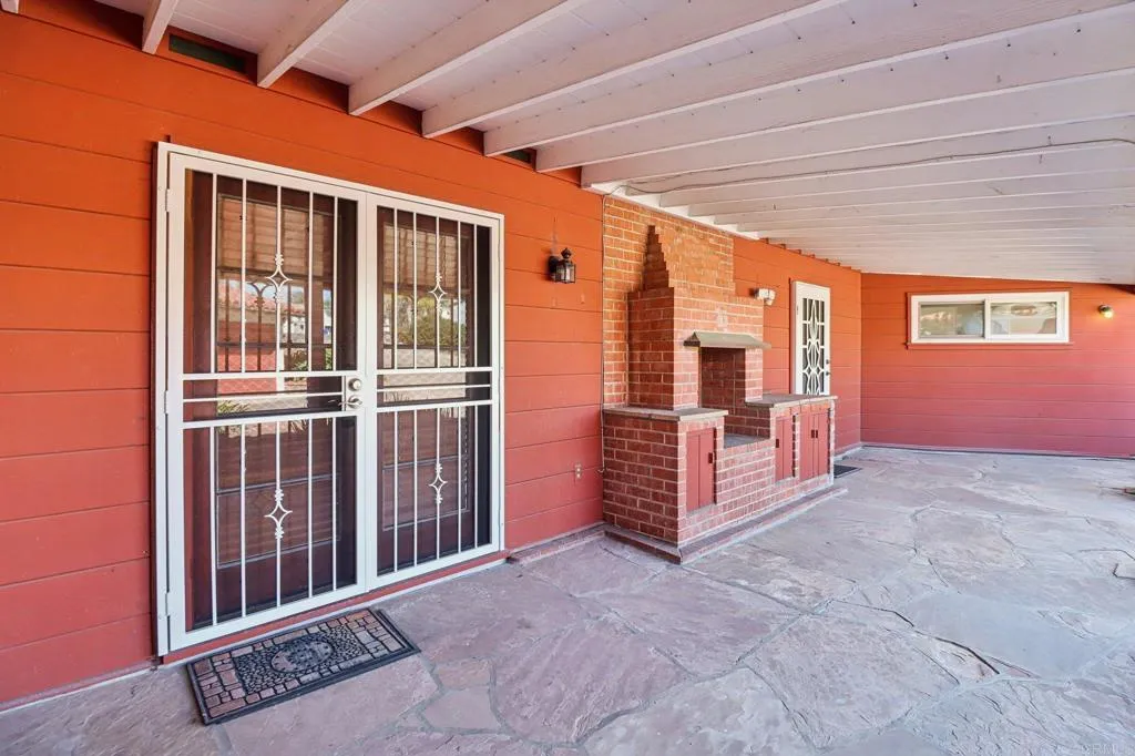 https://cdn.realtyfeed.com/cdn/127/306719047/feac9ffe9b03d2e52d2ad8e016a25541.webp