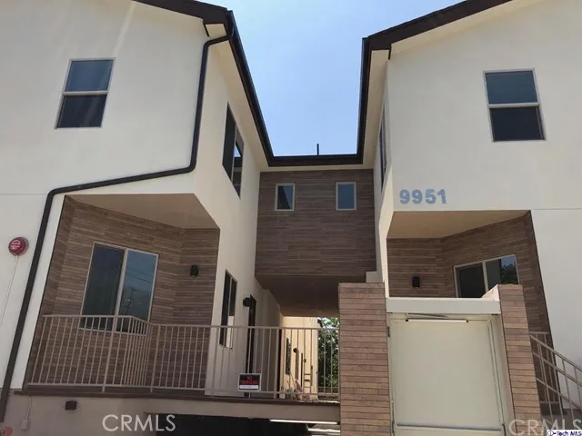 Tujunga, CA 91042