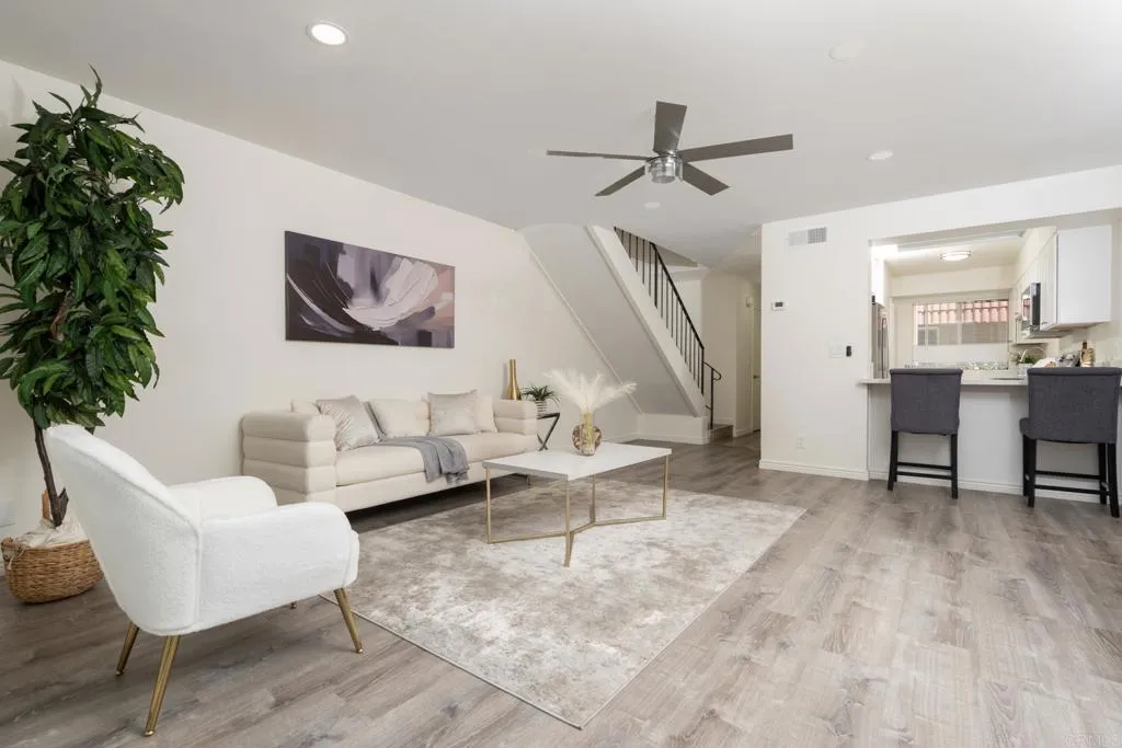 https://cdn.realtyfeed.com/cdn/127/306719082/60f04d94f900122601cbd26d1a36b5af.webp