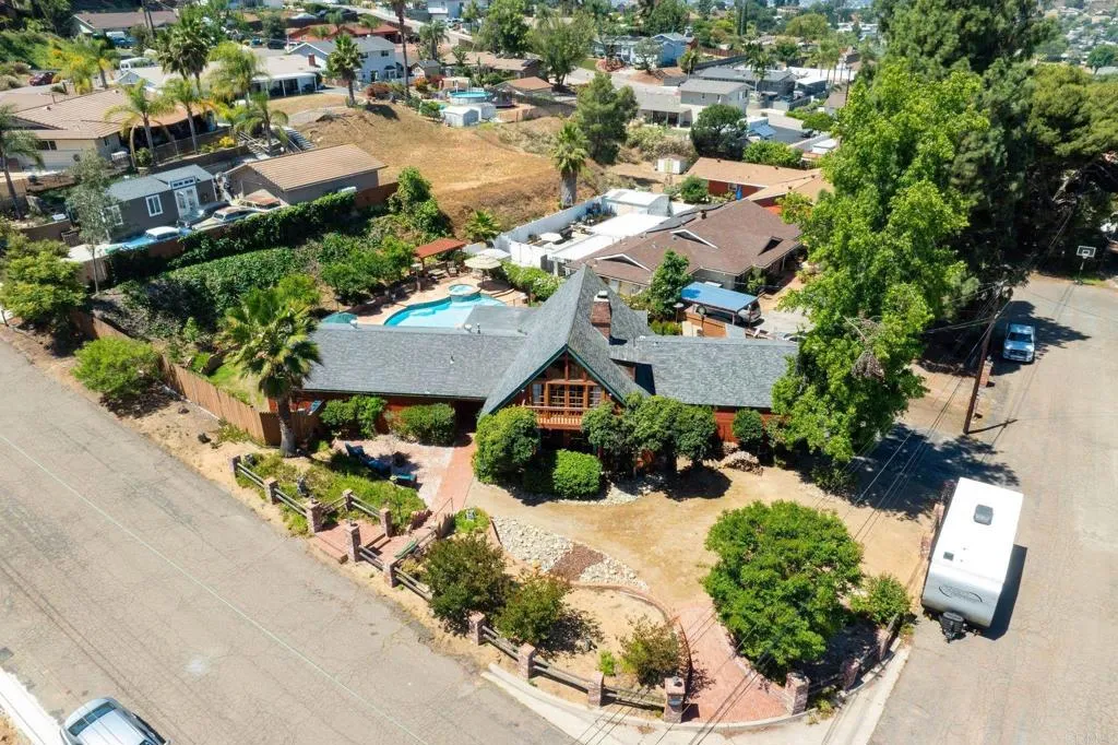 https://cdn.realtyfeed.com/cdn/127/306719083/1798cfc480114fcc9bcf01b2dc4576f3.webp
