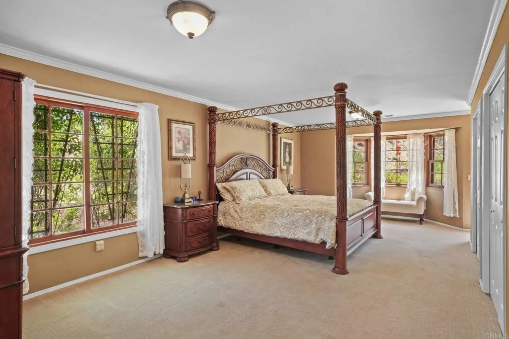 https://cdn.realtyfeed.com/cdn/127/306719083/45169f7d68567ecf1458c375ff87780f.webp