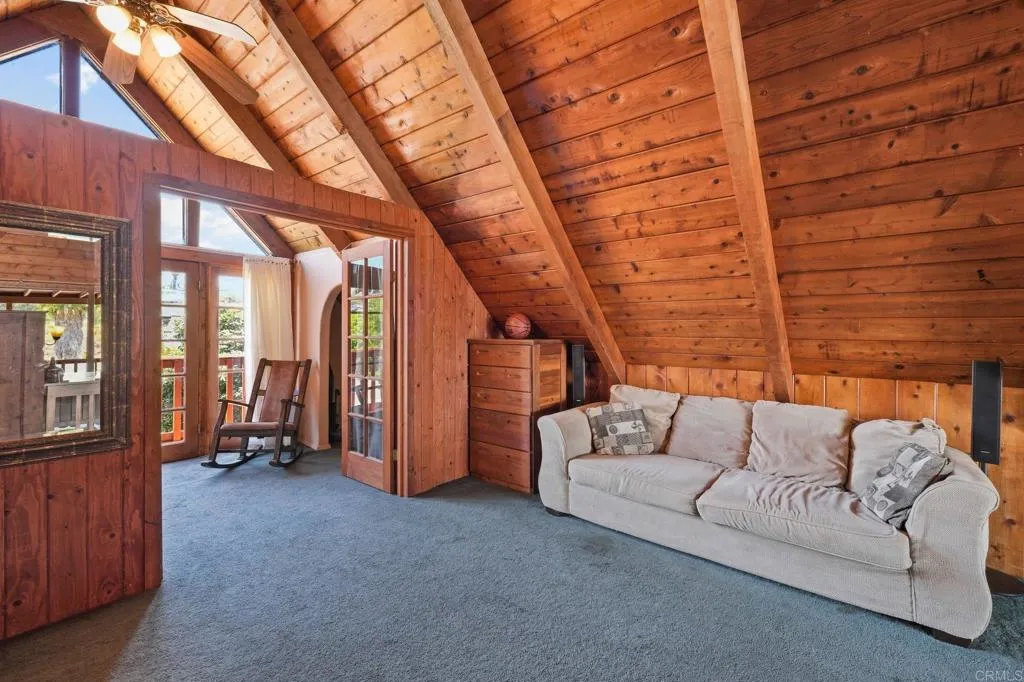 https://cdn.realtyfeed.com/cdn/127/306719083/4bc91ea8f410593d9e90e3f4596fbb0a.webp
