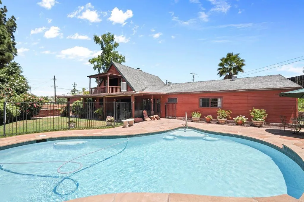 https://cdn.realtyfeed.com/cdn/127/306719083/f70aebf0d654f753ef01cf819e32197a.webp