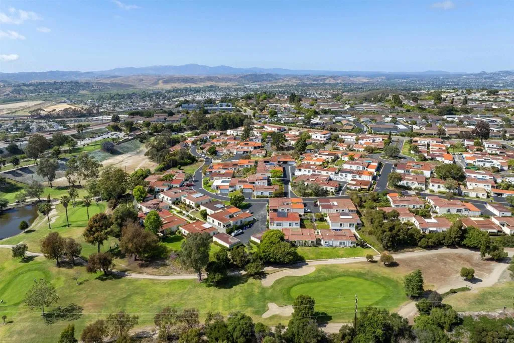 https://cdn.realtyfeed.com/cdn/127/306719090/2b9f615145989eacfa0b3f0bbe65f0c1.webp