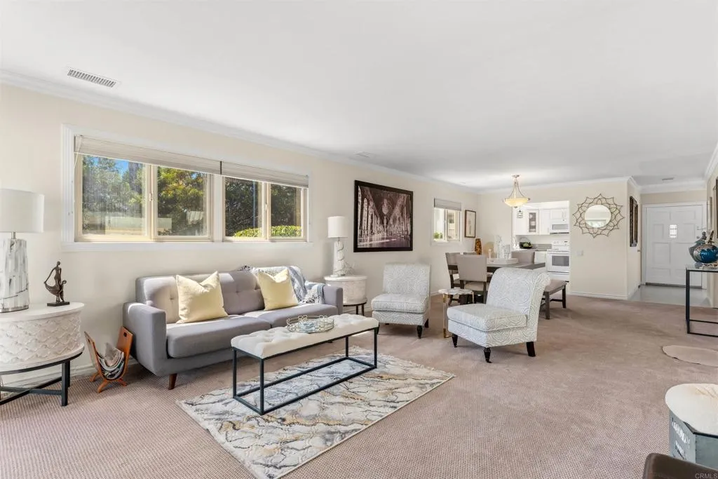 https://cdn.realtyfeed.com/cdn/127/306719090/d24c9030bd55a89e1c3ad6798e2d2e74.webp