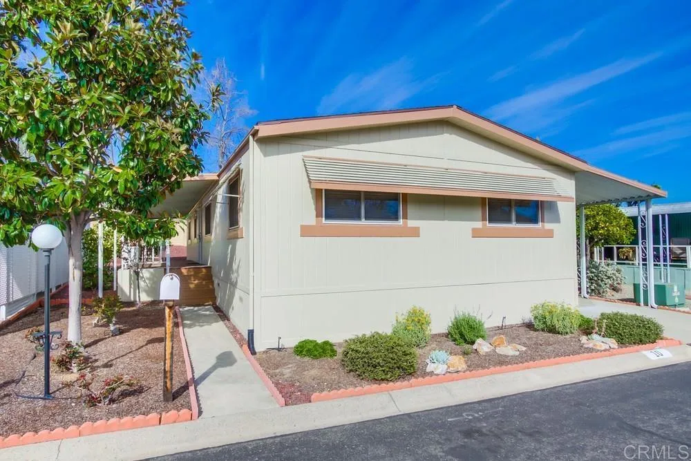 https://cdn.realtyfeed.com/cdn/127/306719111/3a71d811ded64dc6a060487d3f7f628f.webp