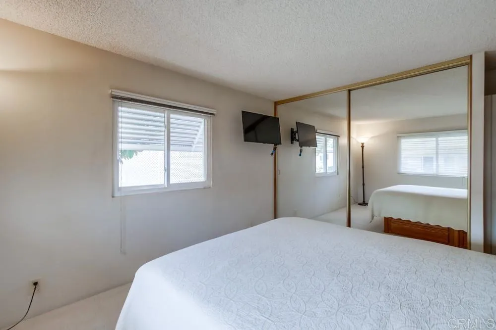 https://cdn.realtyfeed.com/cdn/127/306719111/3b69bbded9a2f10462b957b2f0e4a2e1.webp