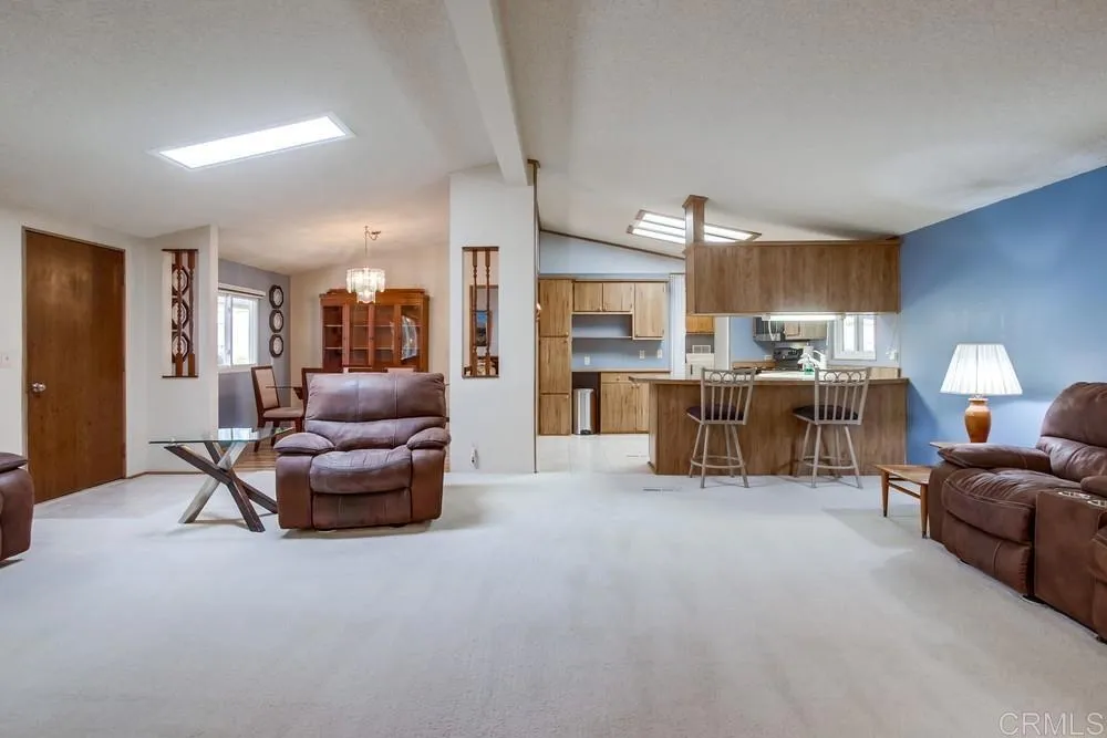 https://cdn.realtyfeed.com/cdn/127/306719111/3dc8535bb510d7f6f9c51dbd9d04406c.webp