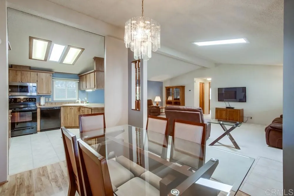 https://cdn.realtyfeed.com/cdn/127/306719111/4a7d30c2bf4d1f7d9643536b7a014506.webp