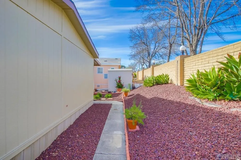 https://cdn.realtyfeed.com/cdn/127/306719111/61cb80443c37b9573b2a860132187524.webp