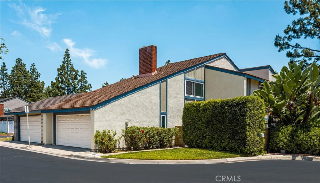 306 Los Padres Lane