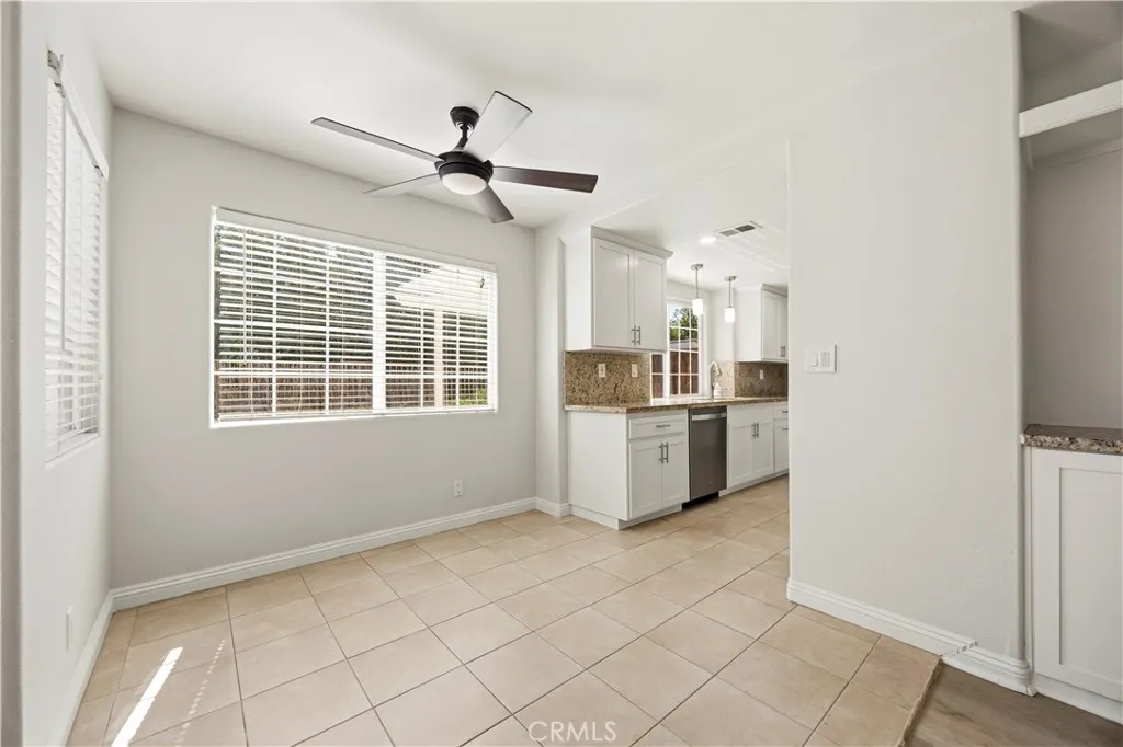 https://cdn.realtyfeed.com/cdn/127/306719191/3911ea3ebe4702b2861bf3316f3bb7f5.webp