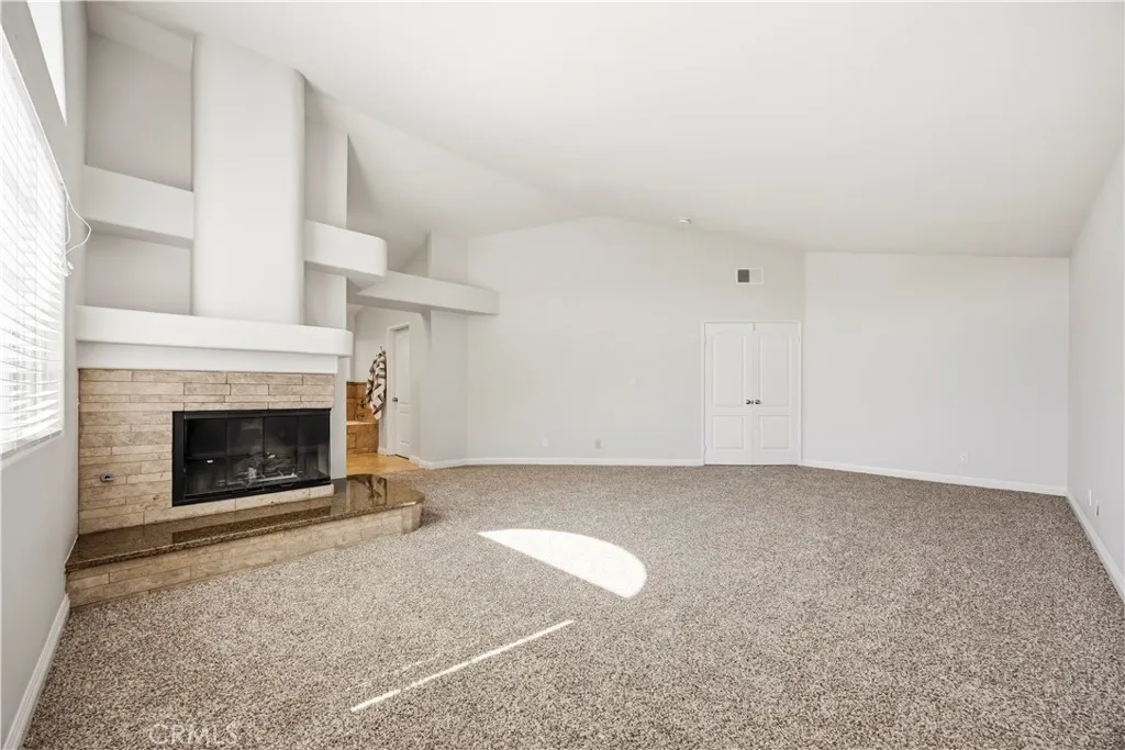 https://cdn.realtyfeed.com/cdn/127/306719191/53e76efbf044ebf423287ef4416b8e2c.webp