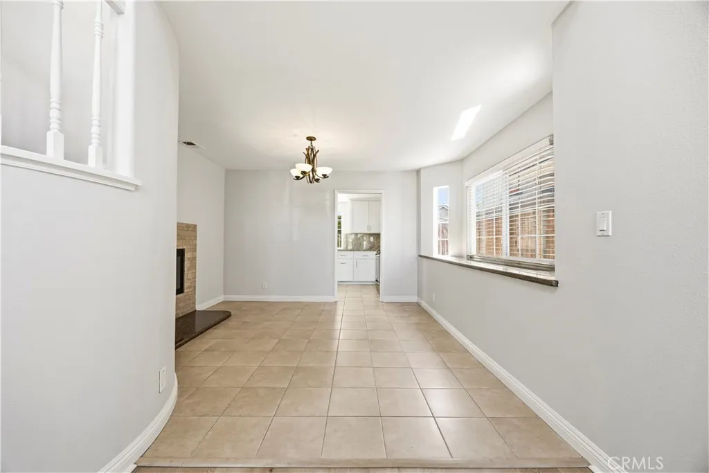https://cdn.realtyfeed.com/cdn/127/306719191/5663d593d17389e30f2e2fd349f46978.webp