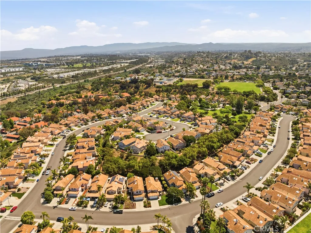 https://cdn.realtyfeed.com/cdn/127/306719191/b2bdd07f128c2ea001297371fd336dd0.webp