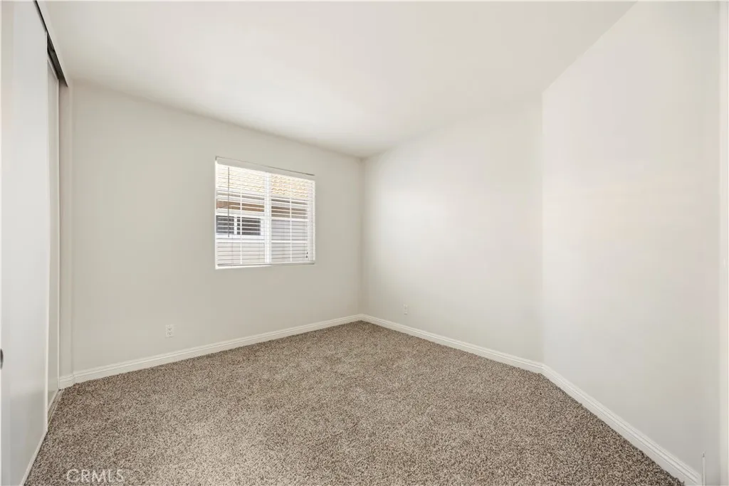 https://cdn.realtyfeed.com/cdn/127/306719191/d8888f06d6af97e04fa7c550d279355f.webp