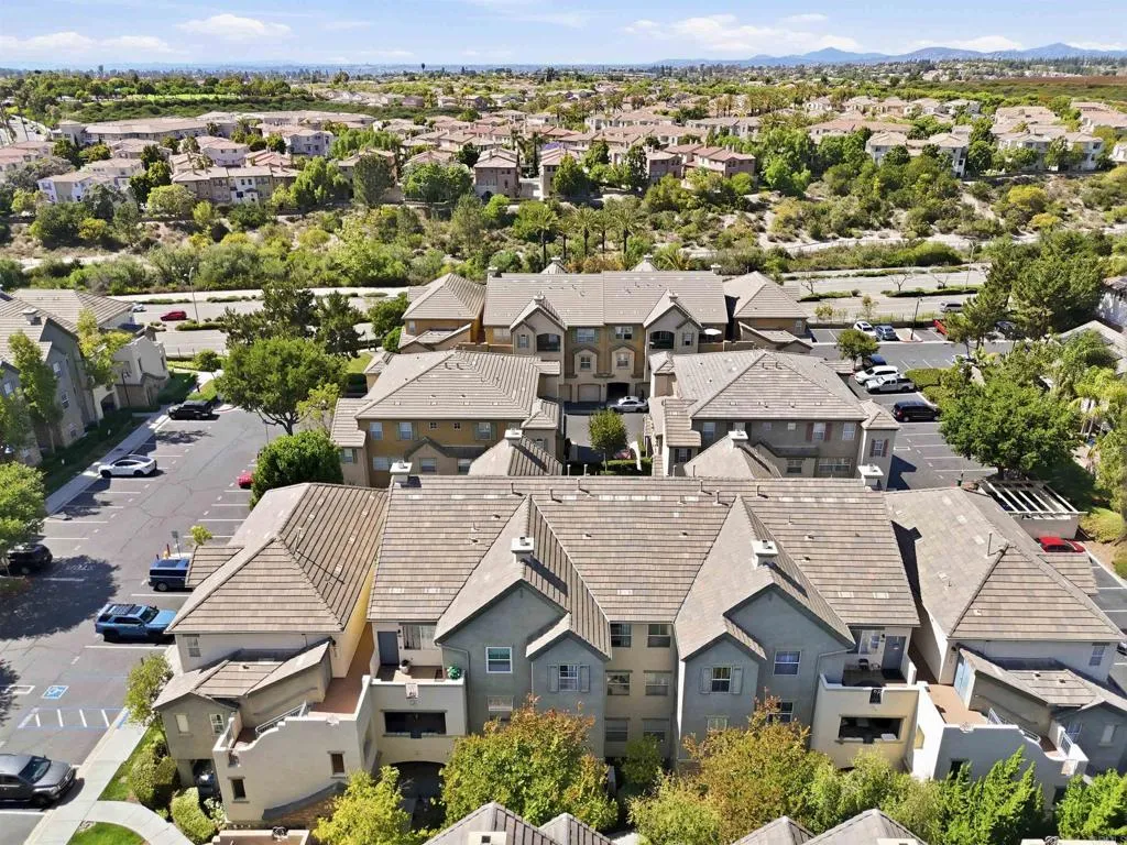 https://cdn.realtyfeed.com/cdn/127/306719196/dd2fa0af8c931358844c31cb4f348437.webp