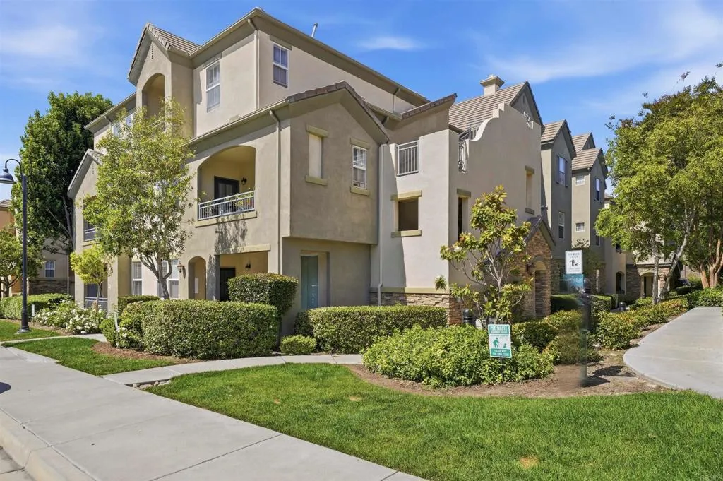 https://cdn.realtyfeed.com/cdn/127/306719196/ebbf3fa35a45397cfeee7cbae78f6a1f.webp