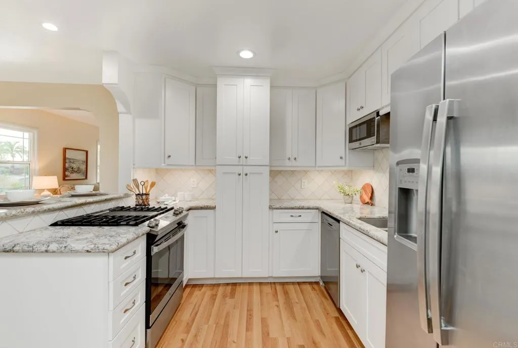 https://cdn.realtyfeed.com/cdn/127/306719200/2040625f675cffdd84393e0f56bd65da.webp