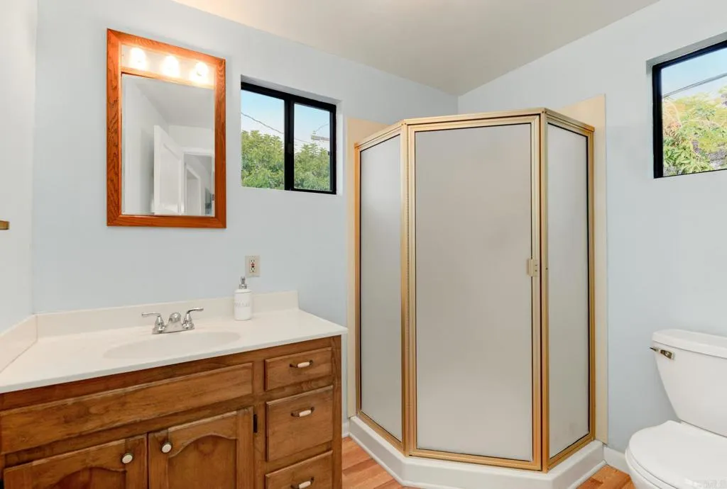 https://cdn.realtyfeed.com/cdn/127/306719200/ce8a8bdc7af1ac8cd0ba7e891b636b6b.webp