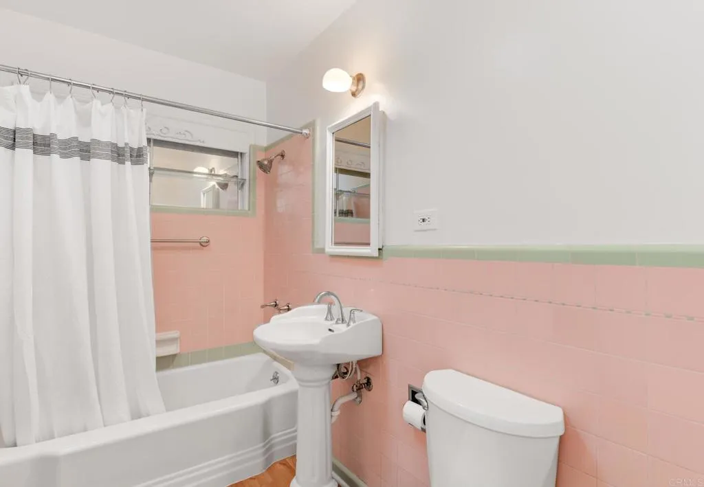 https://cdn.realtyfeed.com/cdn/127/306719200/d8358a14314d8129f3f22dea23c22e78.webp