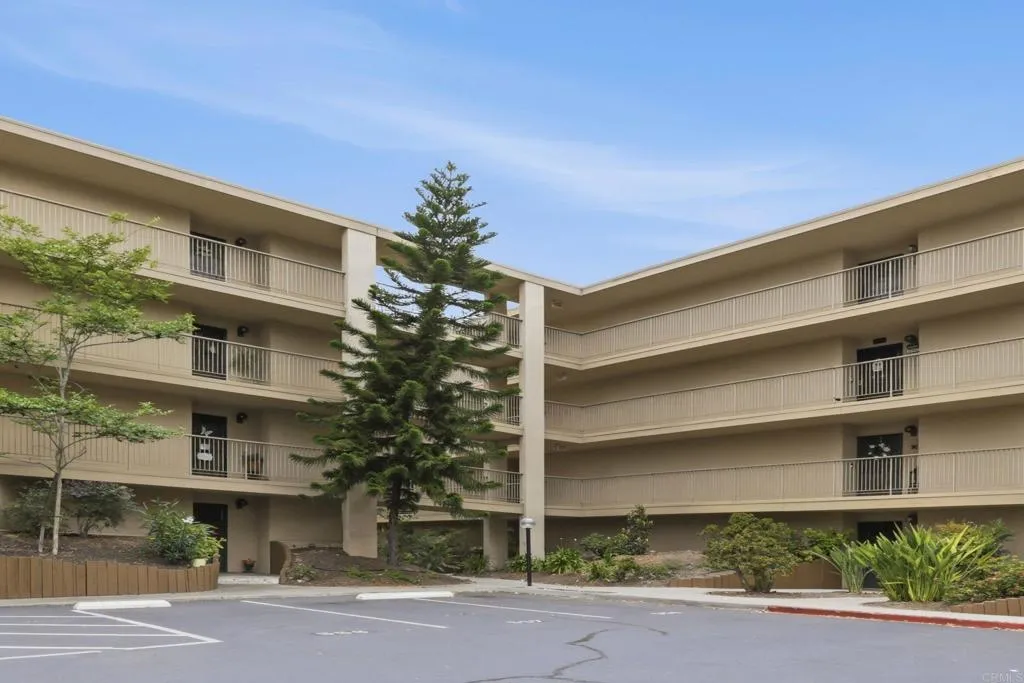 https://cdn.realtyfeed.com/cdn/127/306719208/0807144fd2a00aa217f8bb1a01ee248f.webp