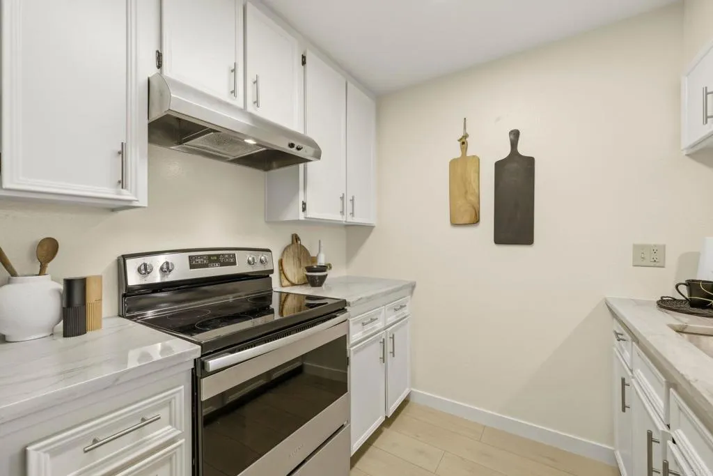 https://cdn.realtyfeed.com/cdn/127/306719208/c87468f07301ddd1f2b43b48681fd9fc.webp