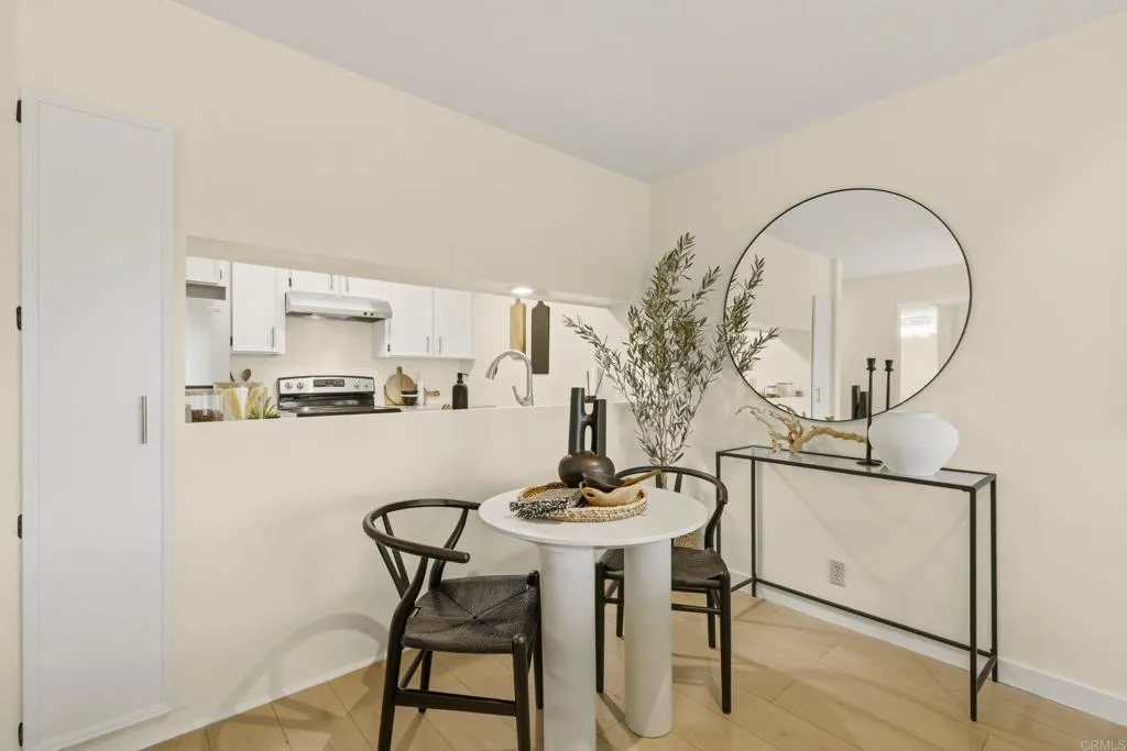 https://cdn.realtyfeed.com/cdn/127/306719208/e2113bbc72b0454e2e7ed79a45a279e3.webp