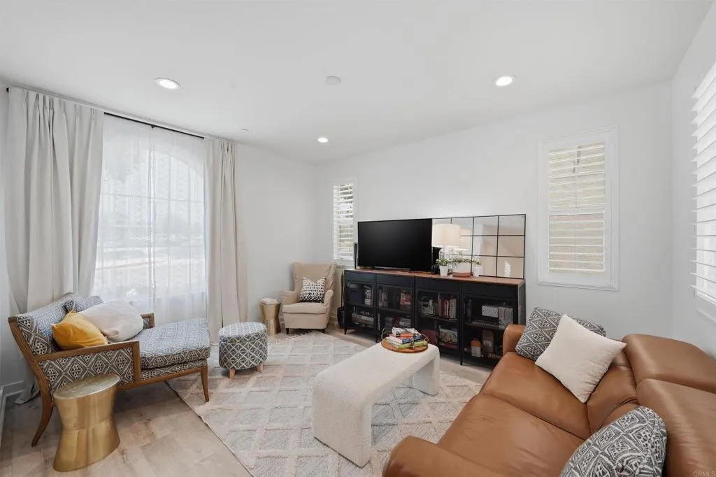 https://cdn.realtyfeed.com/cdn/127/306719234/1a7b06cb10138814af19a0956860fb2b.webp