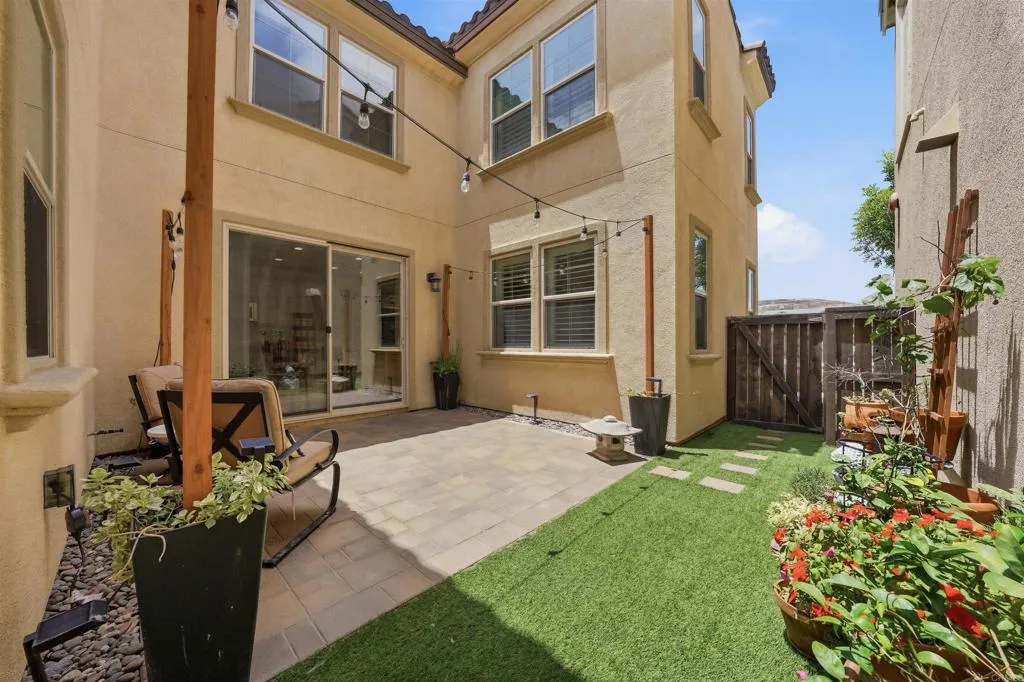 https://cdn.realtyfeed.com/cdn/127/306719234/2421b296f13a00e586909e5835e40f50.webp