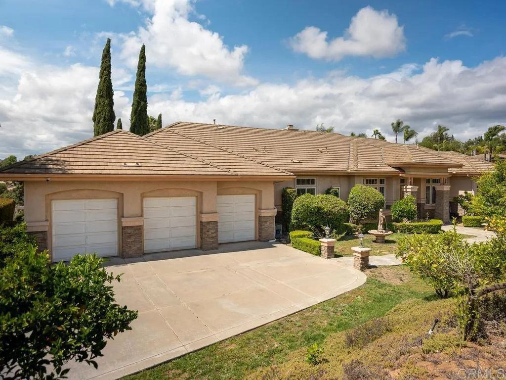 https://cdn.realtyfeed.com/cdn/127/306719237/2861b5b90b3af1516a9da017dd391cda.webp