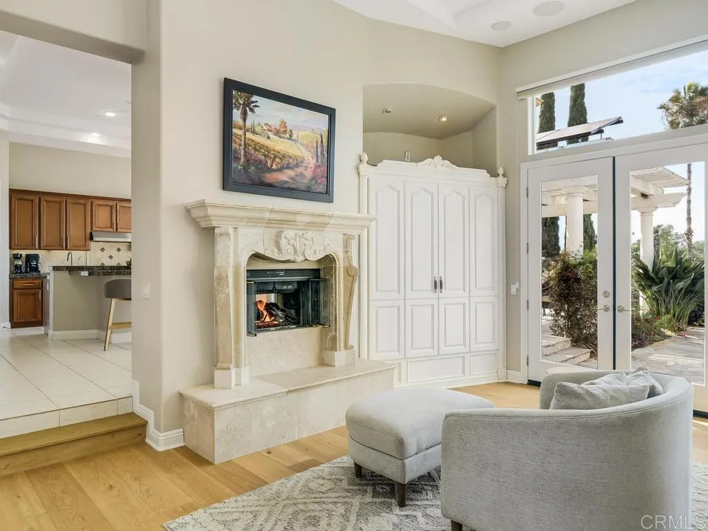 https://cdn.realtyfeed.com/cdn/127/306719237/4bcbde5809cabd5fd5c128635c550bcf.webp