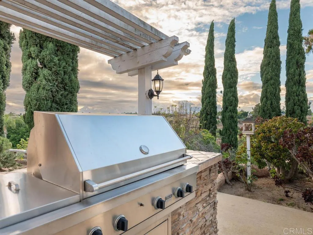 https://cdn.realtyfeed.com/cdn/127/306719237/5cbd1d25dc6af5a1414c57721a823290.webp
