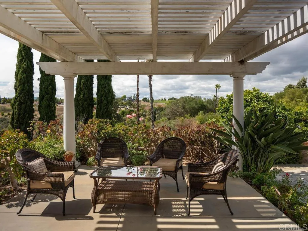 https://cdn.realtyfeed.com/cdn/127/306719237/b510bab53ad58c96c0d36674d01b900a.webp