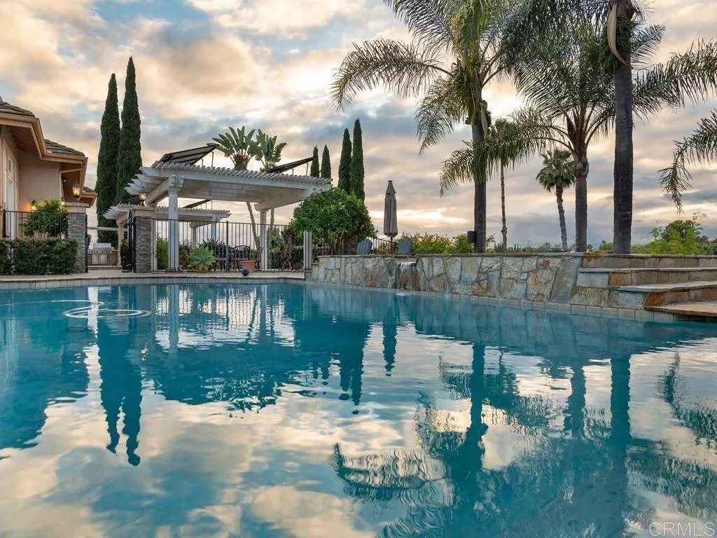 https://cdn.realtyfeed.com/cdn/127/306719237/e614750464c82f9b18e4c2223e45fe7d.webp
