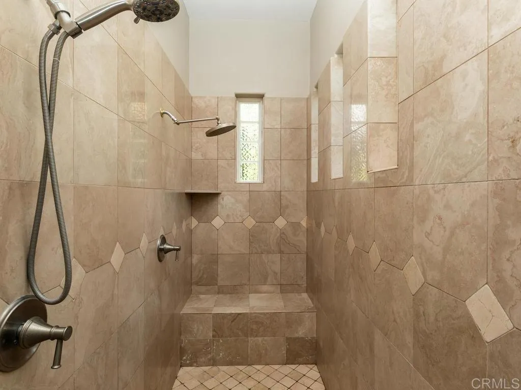 https://cdn.realtyfeed.com/cdn/127/306719237/ea76592c39f069a93c059f9a2602fd94.webp