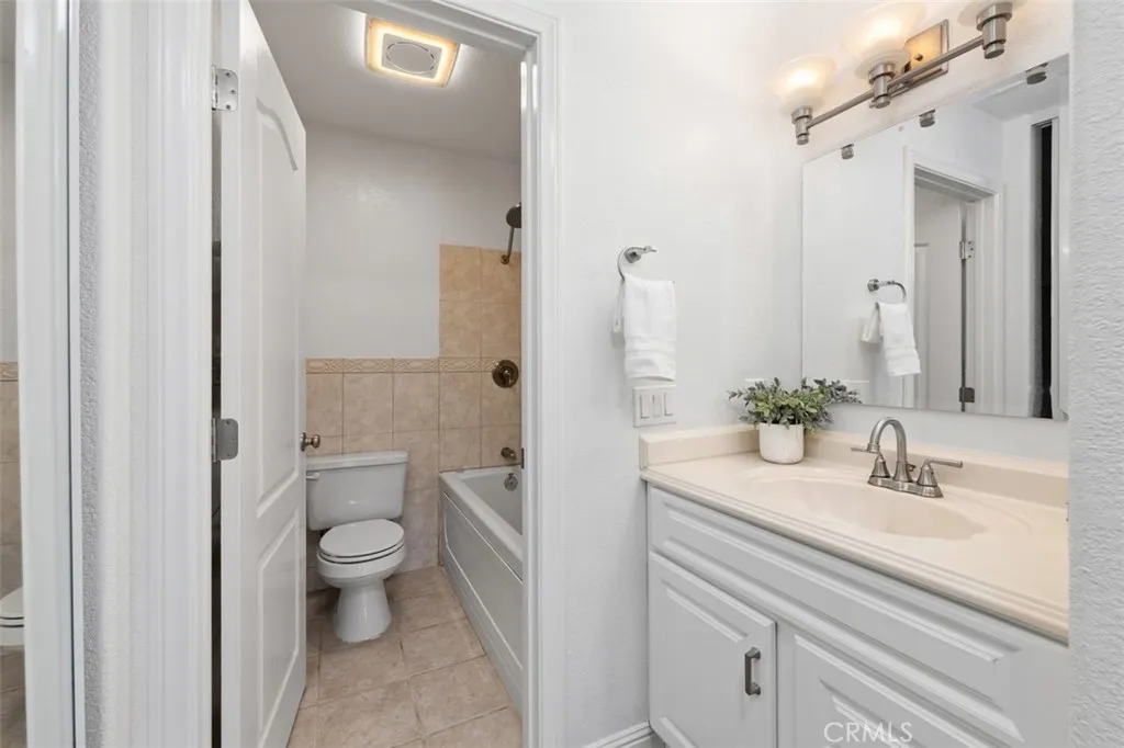 Photo #27: SW26104279 Listing: Photo #27