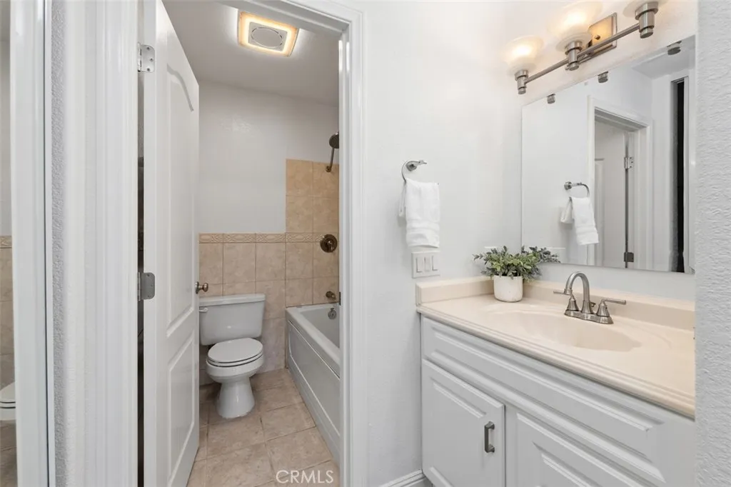 Photo #27: SW26104279 Listing: Photo #27